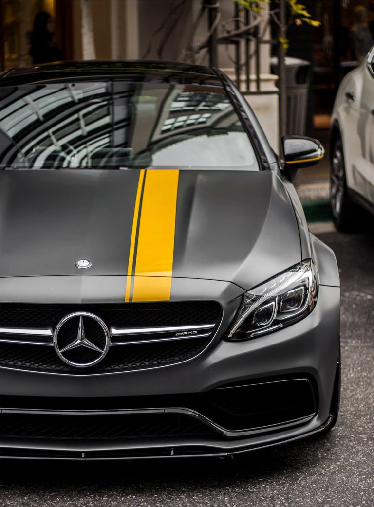 How to buy Show Plates and Private Plates in the UK?